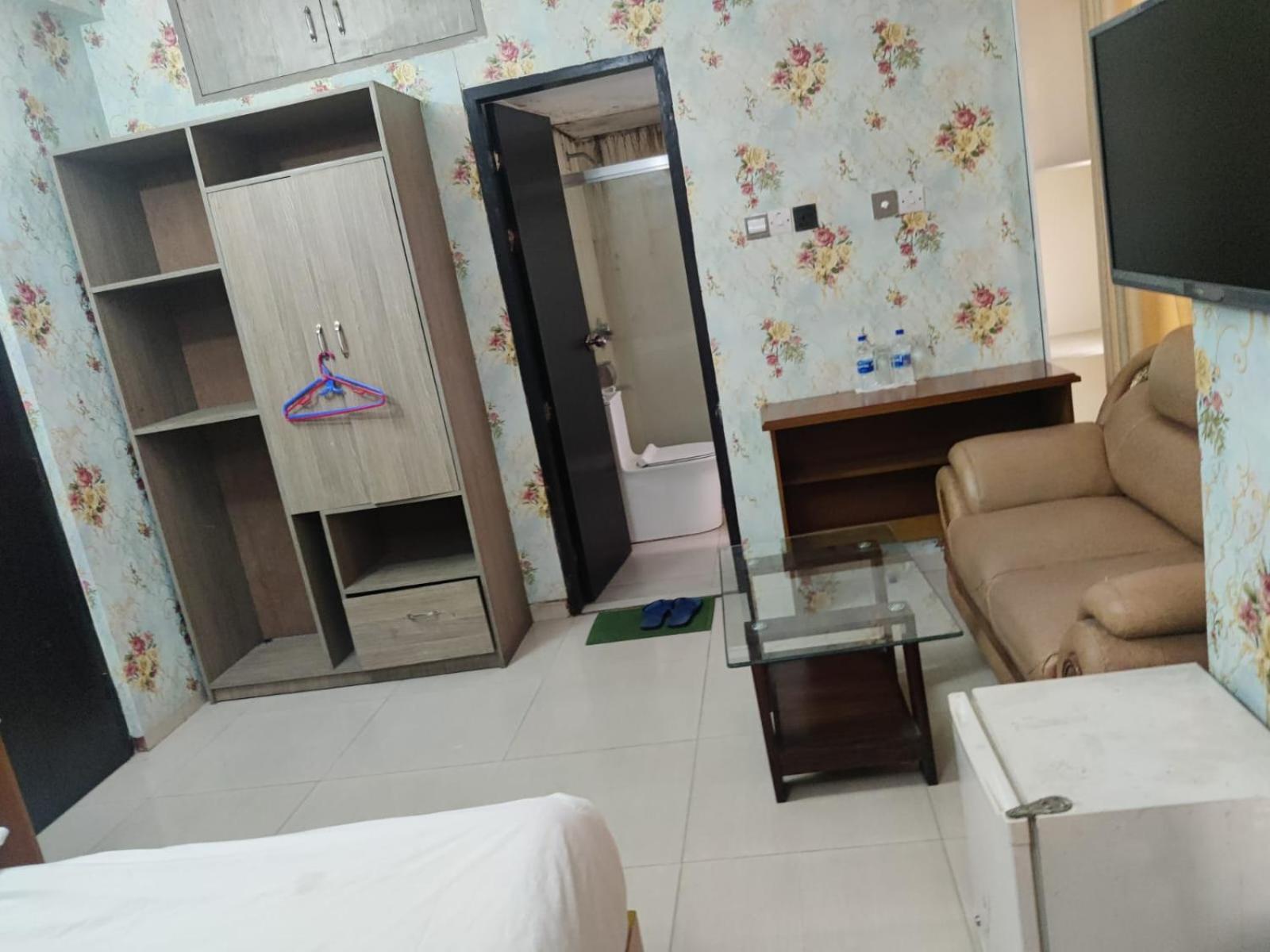 Hotel Blue Castle Dhaka Extérieur photo