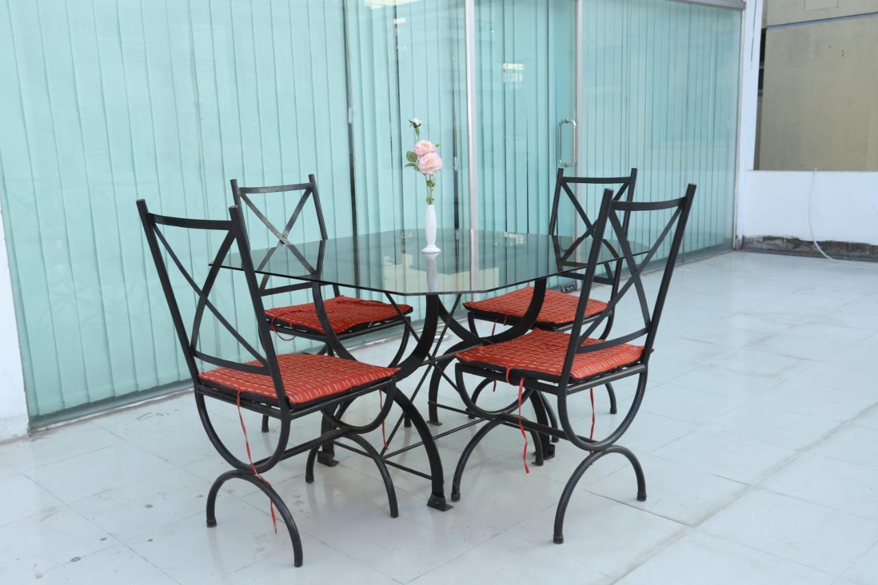 Hotel Blue Castle Dhaka Extérieur photo