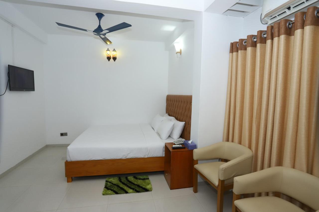 Hotel Blue Castle Dhaka Extérieur photo